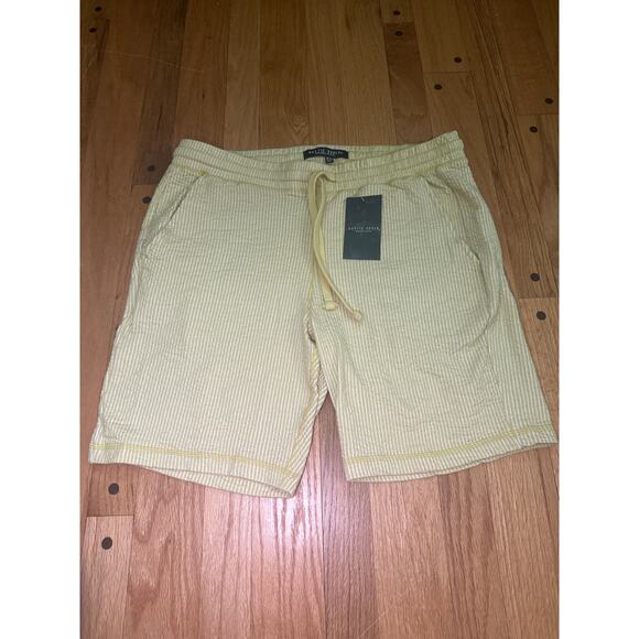 Rustic Souls Men’s Sz XL Yellow Shorts - Picture 1 of 7